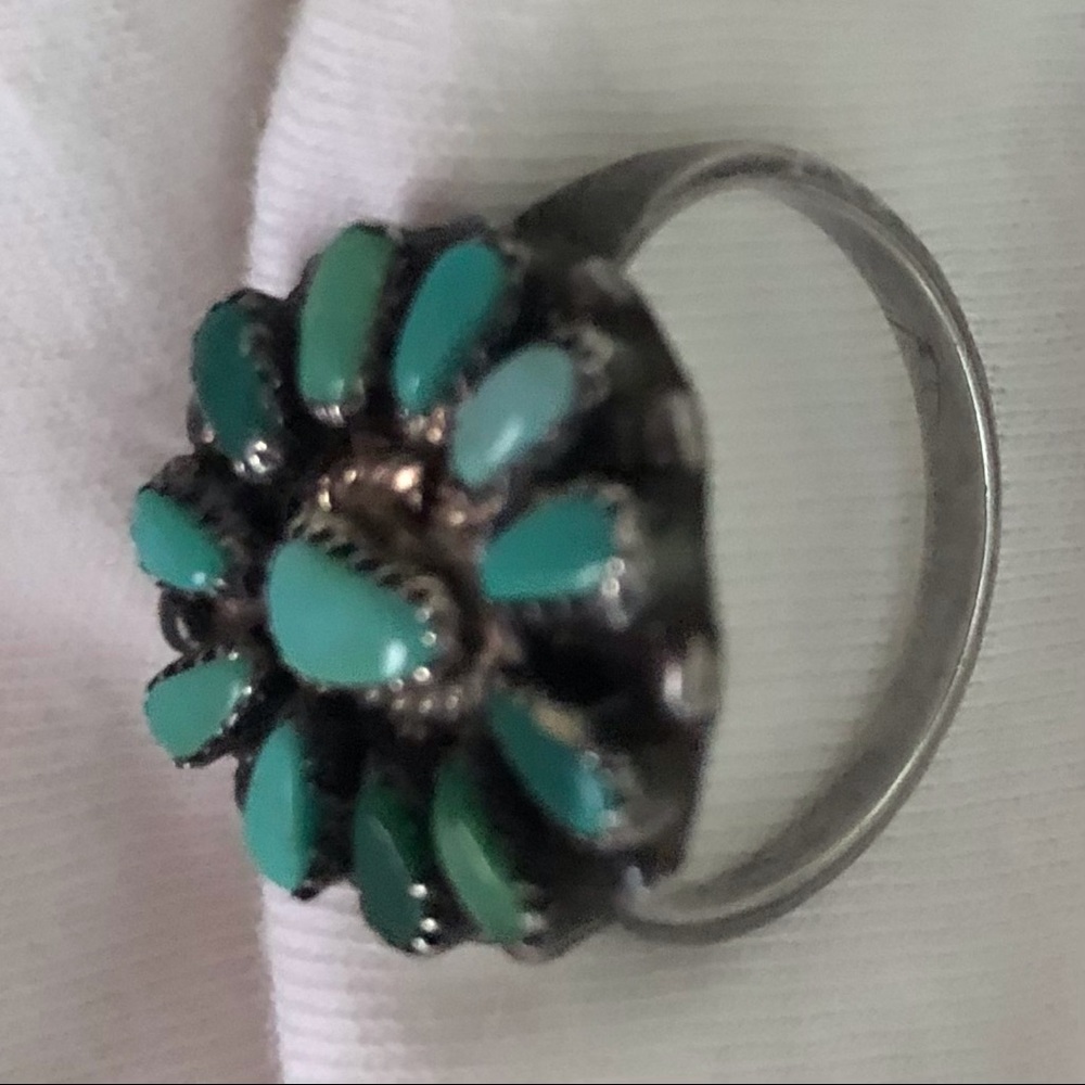 Native American Zuni Turquoise Flower Ring
